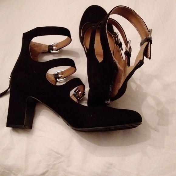 Black anklet shoes - Picture 2 of 4